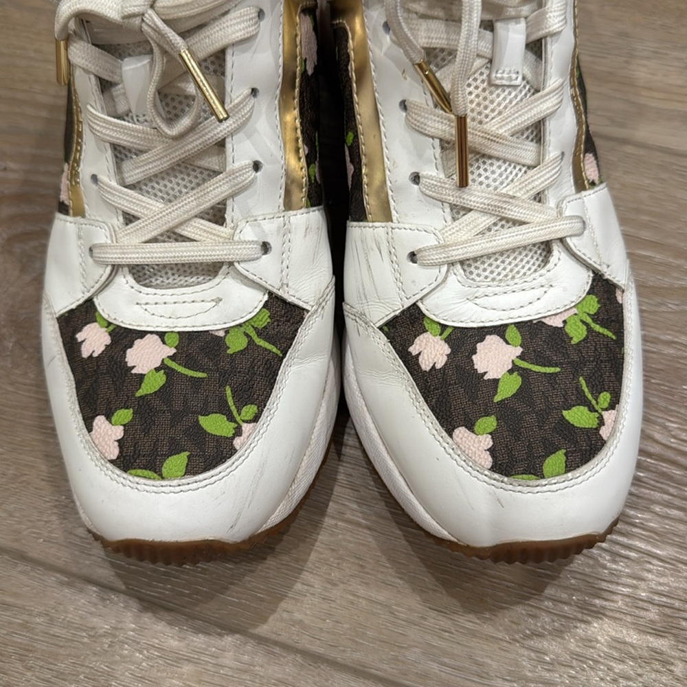 Michael Kors Georgie Trainer sneaker heels - Picture 9 of 9